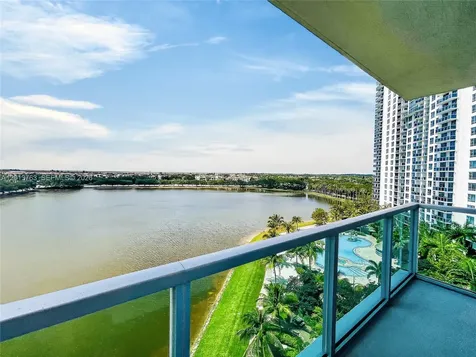 2681 N Flamingo Road Sunrise FL 33323