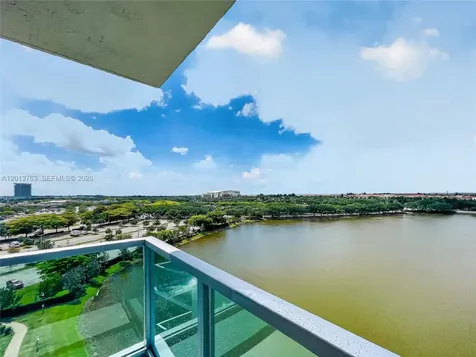 2681 N Flamingo Road Sunrise FL 33323