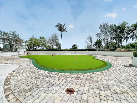 2681 N Flamingo Road Sunrise FL 33323