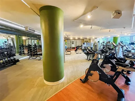 2681 N Flamingo Road Sunrise FL 33323