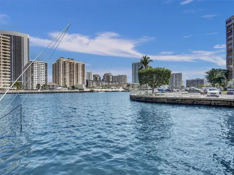 2600 Diana Drive Hallandale Beach FL 33009