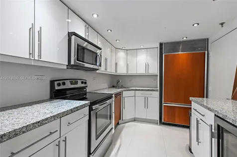 6039 Collins Avenue Miami Beach FL 33140