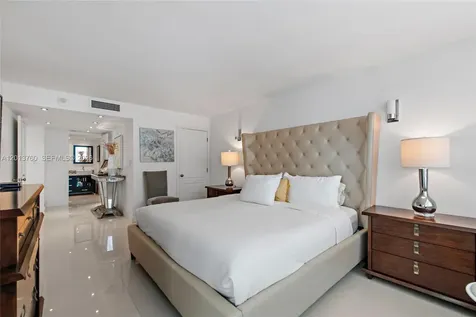 6039 Collins Avenue Miami Beach FL 33140