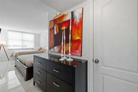 6039 Collins Avenue Miami Beach FL 33140
