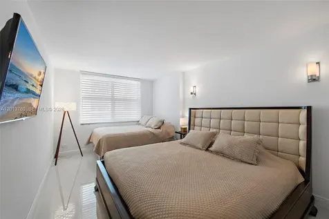 6039 Collins Avenue Miami Beach FL 33140