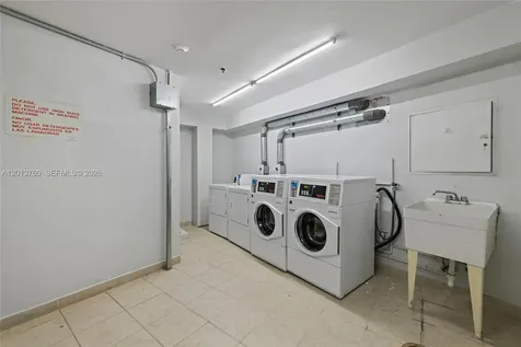 6039 Collins Avenue Miami Beach FL 33140