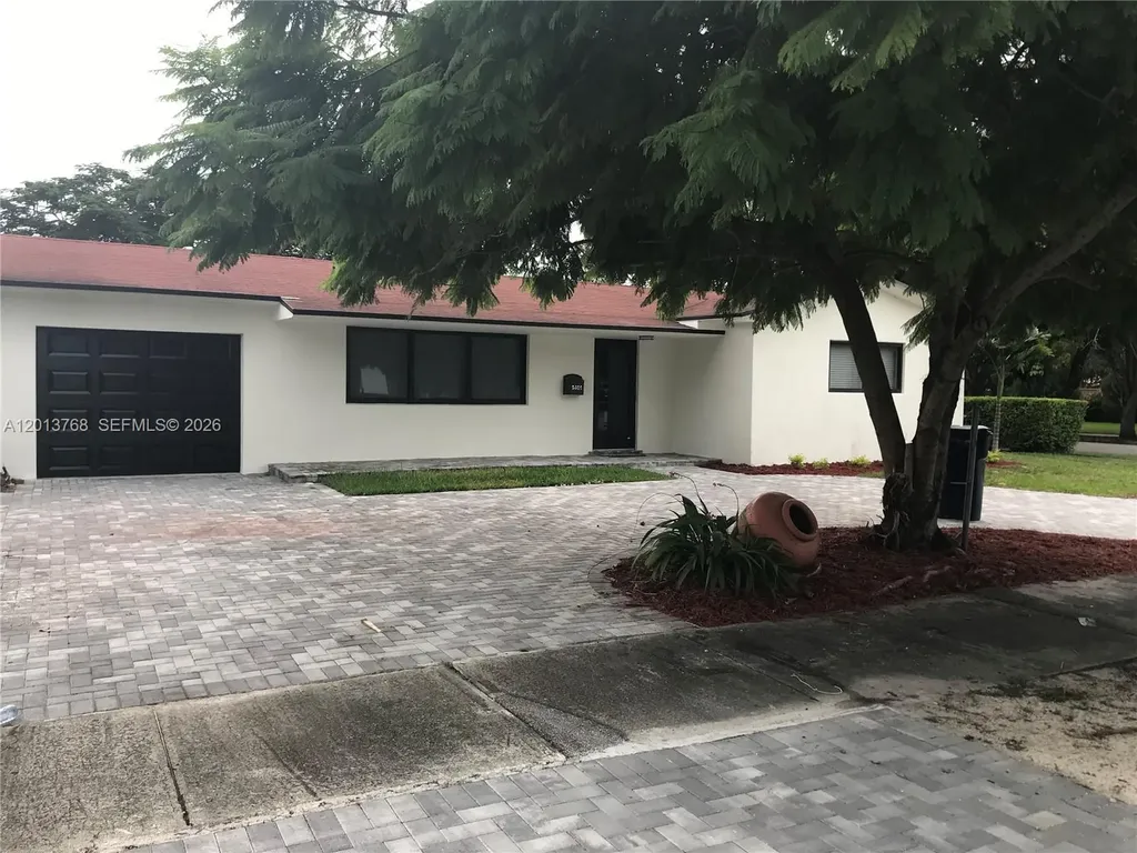 9401 SW 64th Terrace Miami FL 33173