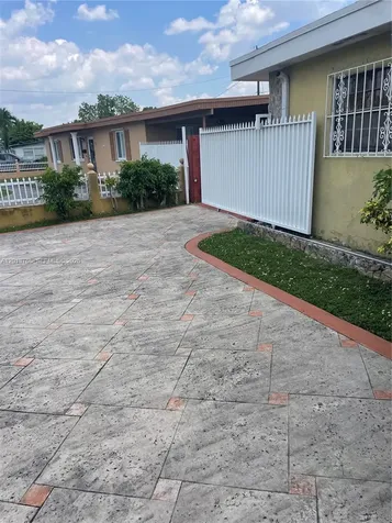 4115 SW 108th Avenue Miami FL 33165