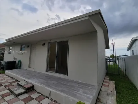3425 SW 89th Avenue Miami FL 33165