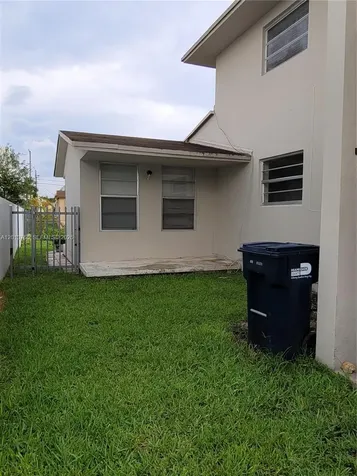 3425 SW 89th Avenue Miami FL 33165