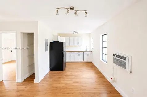 410 76th Street Miami Beach FL 33141