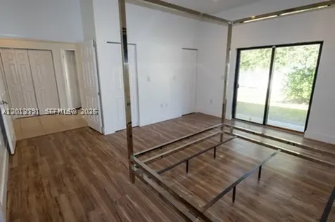 5743 SW 18th Street West Park FL 33023