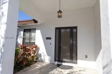 5743 SW 18th Street West Park FL 33023