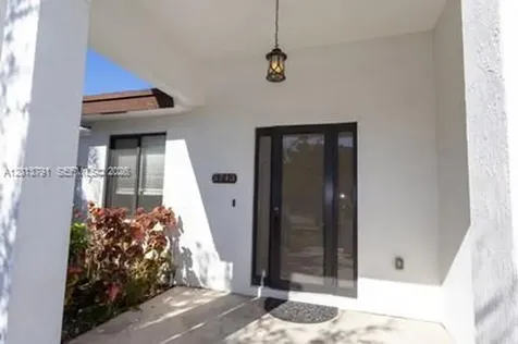 5743 SW 18th Street West Park FL 33023