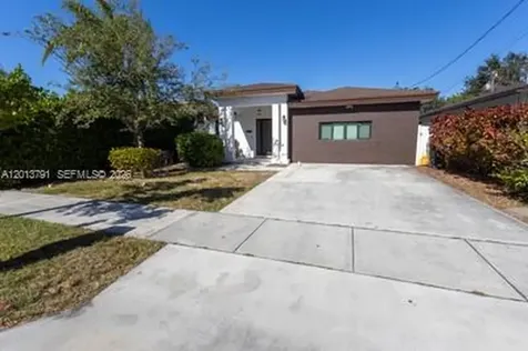 5743 SW 18th Street West Park FL 33023