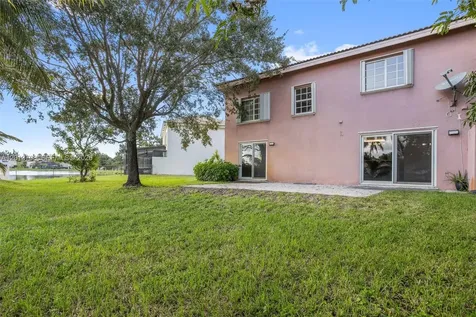 192 SW 204th Avenue Pembroke Pines FL 33029