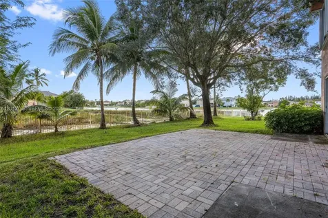 192 SW 204th Avenue Pembroke Pines FL 33029