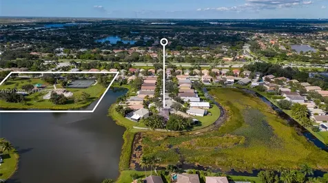 192 SW 204th Avenue Pembroke Pines FL 33029