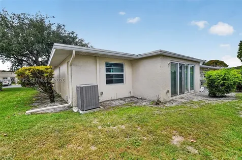 8749 Belle Aire Drive Boca Raton FL 33433