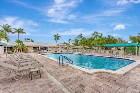 8749 Belle Aire Drive Boca Raton FL 33433