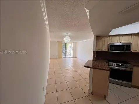 8373 Lake Drive Doral FL 33166