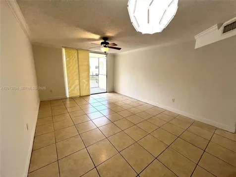 8373 Lake Drive Doral FL 33166