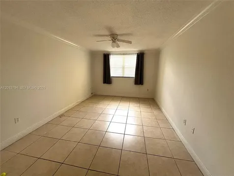 8373 Lake Drive Doral FL 33166