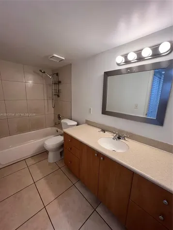 8373 Lake Drive Doral FL 33166