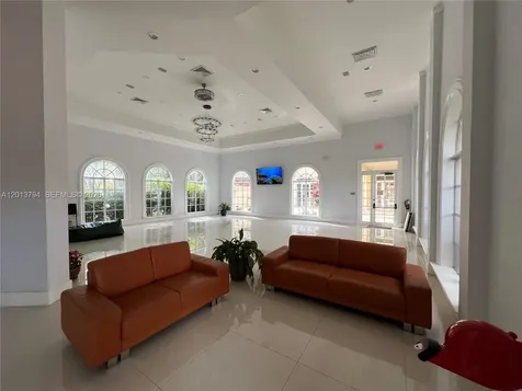 8373 Lake Drive Doral FL 33166