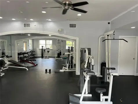 8373 Lake Drive Doral FL 33166