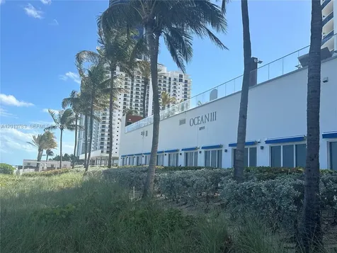 18911 Collins Avenue Sunny Isles Beach FL 33160