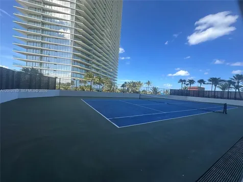 18911 Collins Avenue Sunny Isles Beach FL 33160