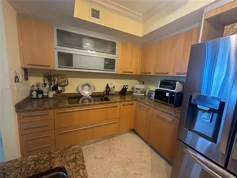 18911 Collins Avenue Sunny Isles Beach FL 33160
