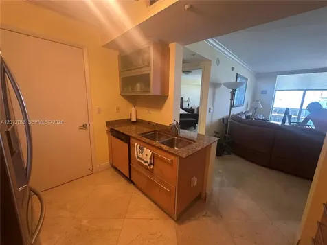 18911 Collins Avenue Sunny Isles Beach FL 33160