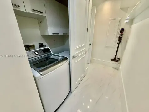 900 Brickell Key Boulevard Miami FL 33131