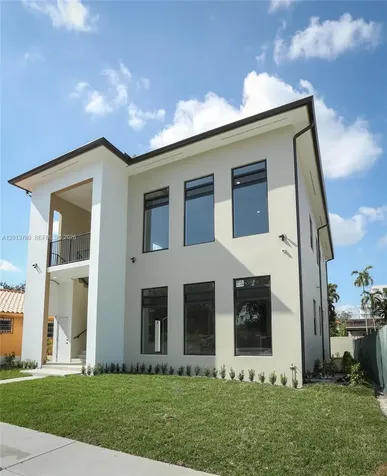 120 SW 35 Avenue Miami FL 33135
