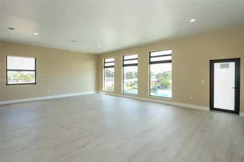 120 SW 35 Avenue Miami FL 33135