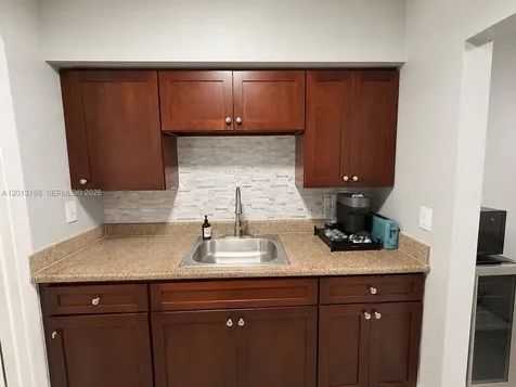 951 Jefferson Avenue Miami Beach FL 33139