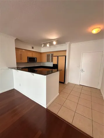 325 S Biscayne Boulevard Miami FL 33131