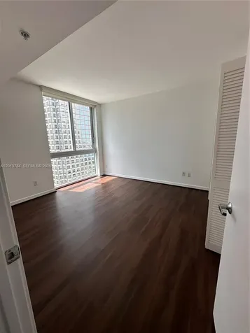 325 S Biscayne Boulevard Miami FL 33131
