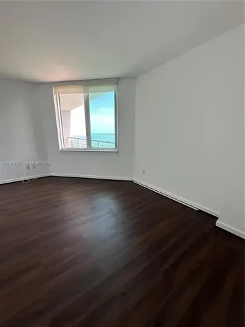 325 S Biscayne Boulevard Miami FL 33131