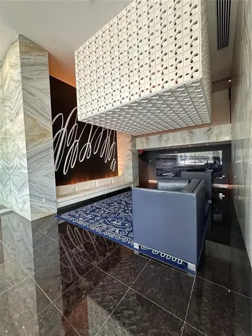 325 S Biscayne Boulevard Miami FL 33131