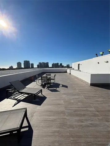 2740 SW 28th Terrace Miami FL 33133