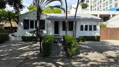 250 SW 19th Road Miami FL 33129