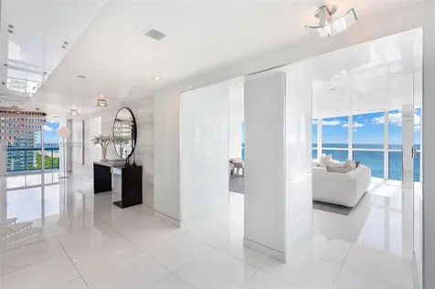 Miami Beach FL 33139