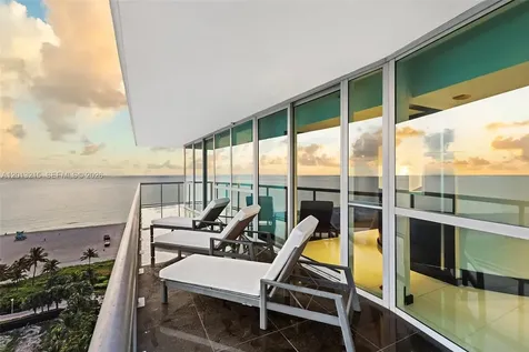 Miami Beach FL 33139