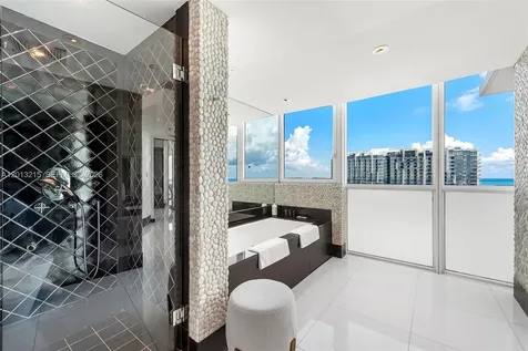Miami Beach FL 33139