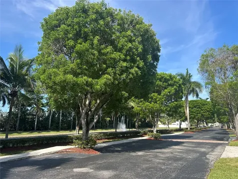 11350 NW 48th Terrace Doral FL 33178