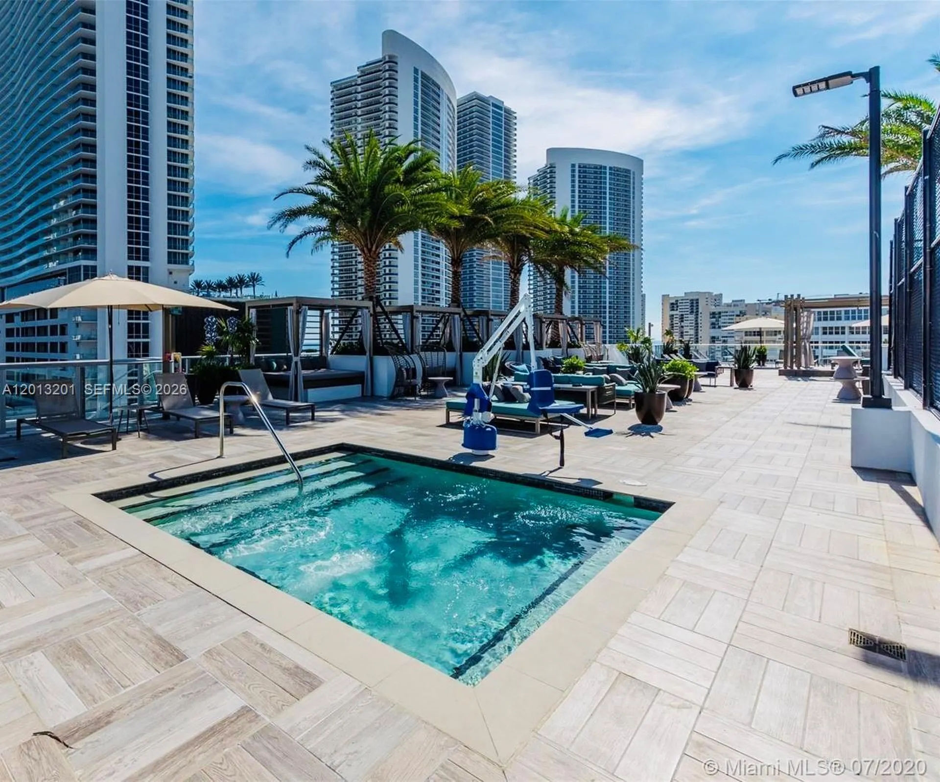 4010 S Ocean Drive Hollywood FL 33019