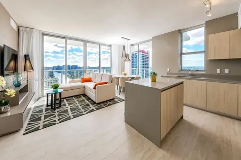 4010 S Ocean Drive Hollywood FL 33019